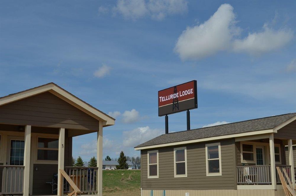 Telluride Lodge Watford City Exterior foto